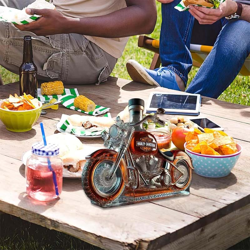 Limitowana Edycja – Butelka Whisky w Kształcie Motocykla